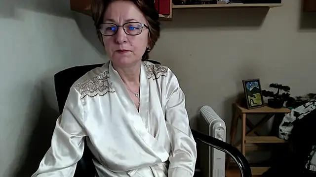 katemodel online show from 02/22/26, 08:02