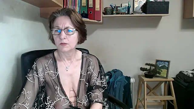 katemodel online show from 05/31/26, 07:59