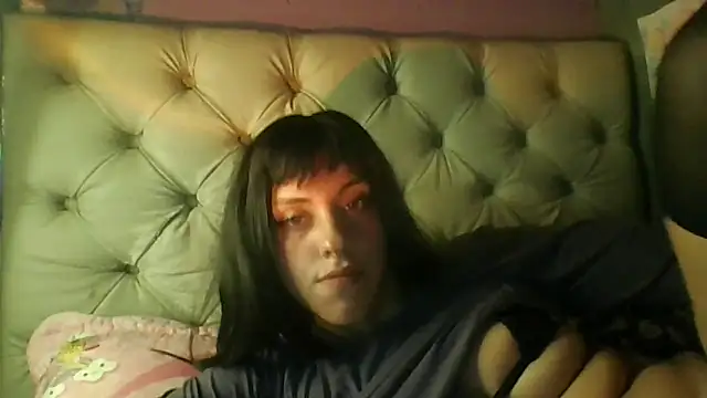 mimi miauu online show from 05/06/26, 03:24
