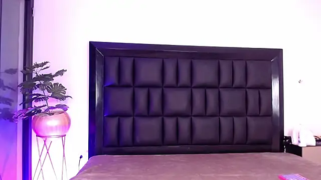 mia roosee1 online show from 02/20/26, 05:04