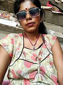 Riyakumari hot66 online show from 05/17/26, 10:22