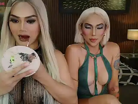 PrettyHorseCockTrans online show from 06/11/26, 12:36