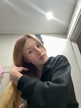 madlynn online show from 02/05/26, 04:44