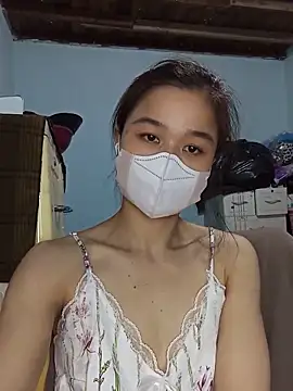 Daisy-lusia2026 online show from 05/17/26, 01:51