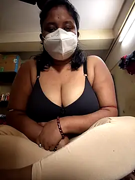 Curvy Trisha online show from 02/03/26, 06:40