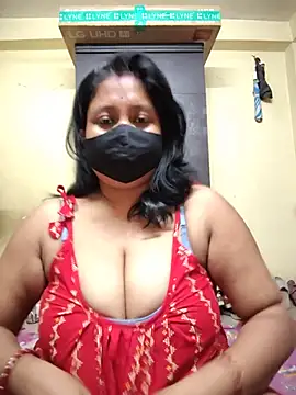 Curvy Trisha online show from 05/27/26, 07:33