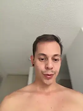 Snapshot of AxelMuller chatting on 02/24/26, 02:04 AxelMuller online show from 02/24/26, 02:04