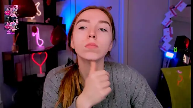 Snapshot of stella_flower chatting on 02/17/26, 05:59 stella flower online show from 02/17/26, 05:59