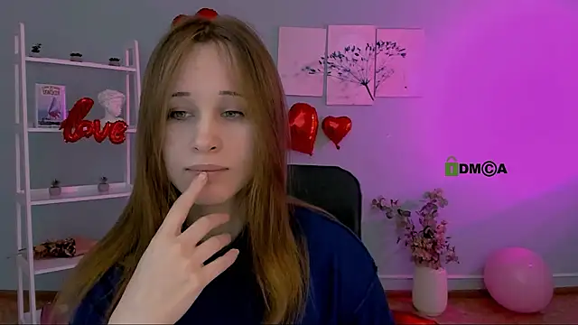 eira mouse online show from 02/14/26, 09:28