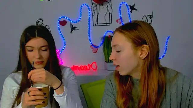 Snapshot of elis_sunny chatting on 02/22/26, 06:46 elis sunny online show from 02/22/26, 06:46