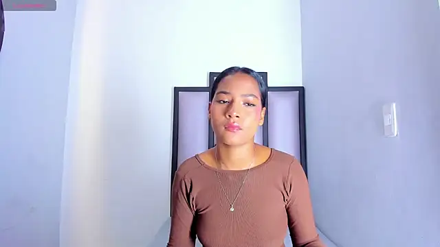 AyshelDoll1 online show from 05/07/26, 11:37