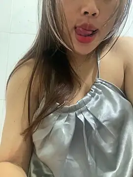 Snapshot of Emxinhka1 chatting on 03/22/26, 11:41 Emxinhka1 online show from 03/22/26, 11:41