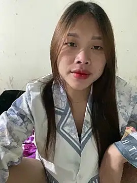 Snapshot of Emxinhka1 chatting on 03/28/26, 12:32 Emxinhka1 online show from 03/28/26, 12:32