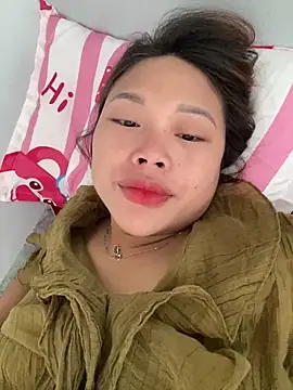 Snapshot of Emxinhka1 chatting on 04/06/26, 03:37 Emxinhka1 online show from 04/06/26, 03:37