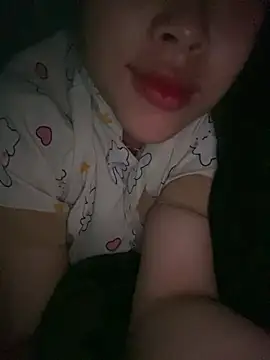 Snapshot of Emxinhka1 chatting on 04/06/26, 05:03 Emxinhka1 online show from 04/06/26, 05:03