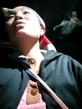 Snapshot of Neoone_1 chatting on 03/27/26, 10:53 Neoone 1 online show from 03/27/26, 10:53