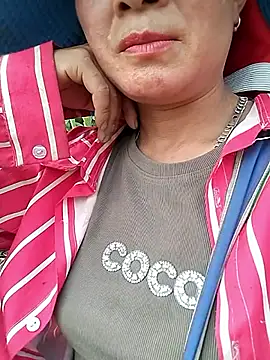 Snapshot of Neoone_1 chatting on 04/07/26, 08:59 Neoone 1 online show from 04/07/26, 08:59