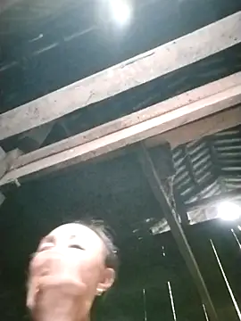 Snapshot of Neoone_1 chatting on 04/12/26, 11:21 Neoone 1 online show from 04/12/26, 11:21