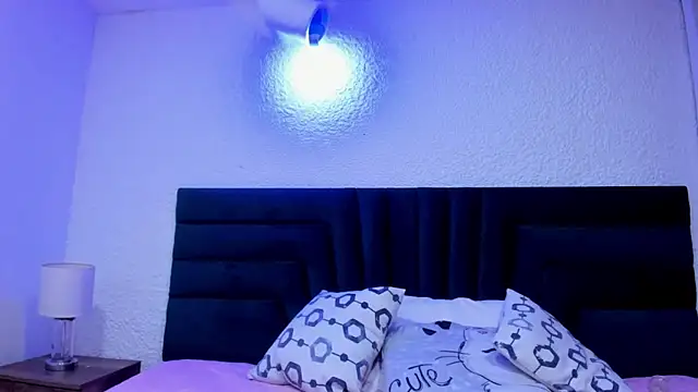Dahliablack online show from 05/01/26, 04:28