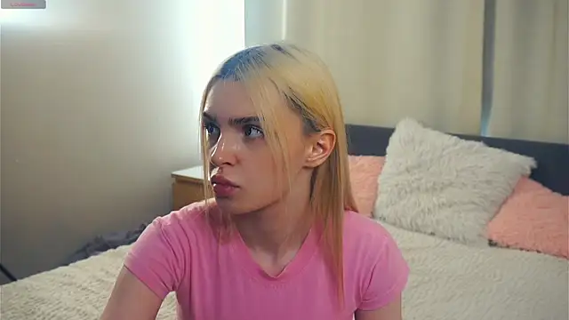 PatricePerlow online show from 02/15/26, 07:51