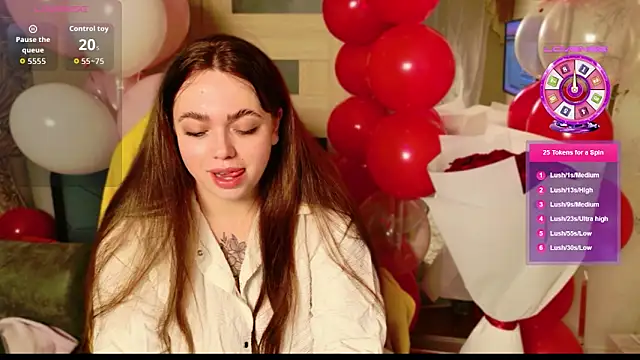 AliraX online show from 02/15/26, 07:43