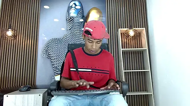 TonnyMarck online show from 03/01/26, 01:57