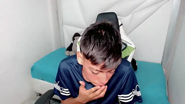 Liarr  online show from 03/04/26, 08:04