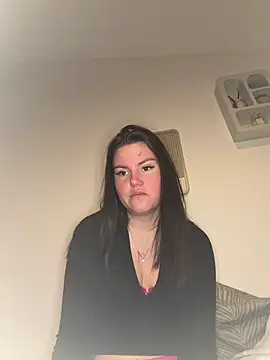 kiaraaaa75 online show from 03/31/26, 07:14