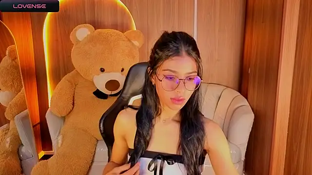 Alina b  online show from 02/03/26, 08:14