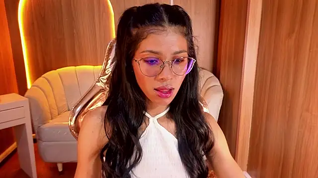 Alina b  online show from 07/09/26, 07:51