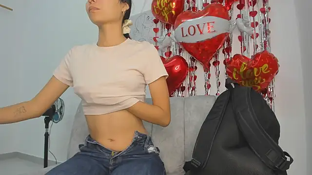 Snapshot of velvetluna_ chatting on 02/20/26, 11:11 velvetluna online show from 02/20/26, 11:11