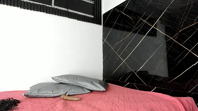 Snapshot of Bonniie_23 chatting on 02/21/26, 04:24 Bonniie 23 online show from 02/21/26, 04:24