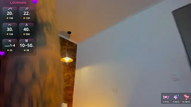 Snapshot of Hanna_Becker_ chatting on 03/27/26, 11:32 Hanna Becker online show from 03/27/26, 11:32