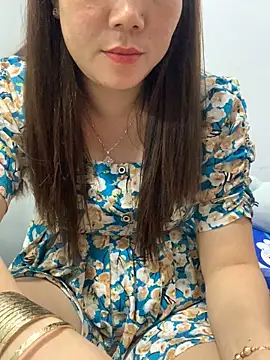 Snapshot of Baby-lovely69 chatting on 02/02/26, 01:32 Baby-lovely69 online show from 02/02/26, 01:32