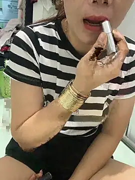 Snapshot of Baby-lovely69 chatting on 02/23/26, 01:03 Baby-lovely69 online show from 02/23/26, 01:03