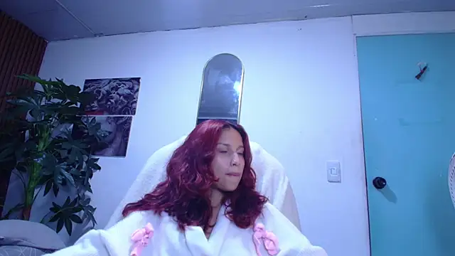 saphire  online show from 02/12/26, 10:21