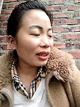 Ella-aa online show from 02/24/26, 08:01