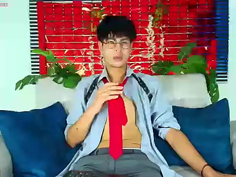 ThiiagoSaeenz online show from 02/19/26, 03:30