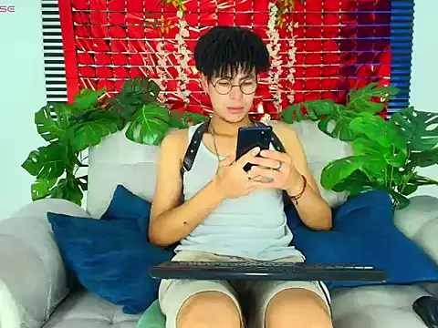 ThiiagoSaeenz online show from 02/23/26, 03:31