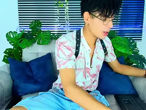 ThiiagoSaeenz online show from 03/10/26, 05:07