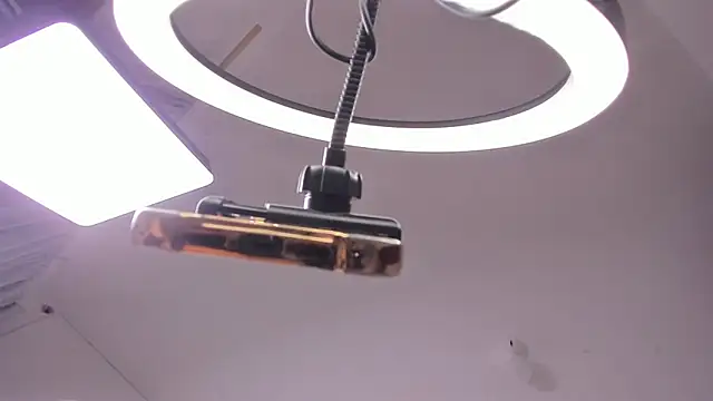 Snapshot of Nia13 chatting on 03/02/26, 04:58 Nia13 online show from 03/02/26, 04:58