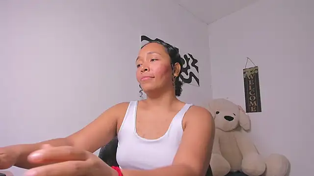 Snapshot of Nia13 chatting on 03/02/26, 07:15 Nia13 online show from 03/02/26, 07:15