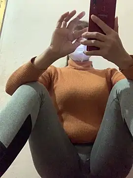 Snapshot of YANINA120 chatting on 02/22/26, 02:04 YANINA120 online show from 02/22/26, 02:04