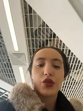 Snapshot of MiaTee chatting on 02/14/26, 04:20 MiaTee online show from 02/14/26, 04:20