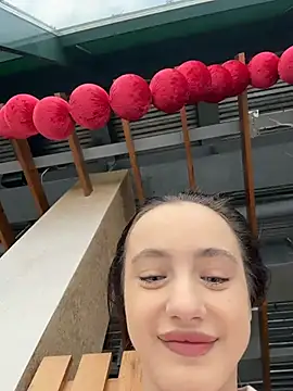 Snapshot of MiaTee chatting on 02/15/26, 04:53 MiaTee online show from 02/15/26, 04:53