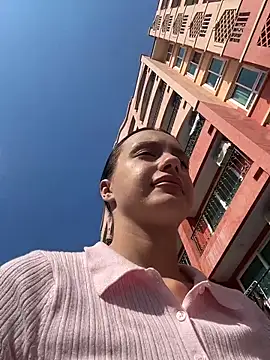 MiaTee online show from 03/29/26, 02:22