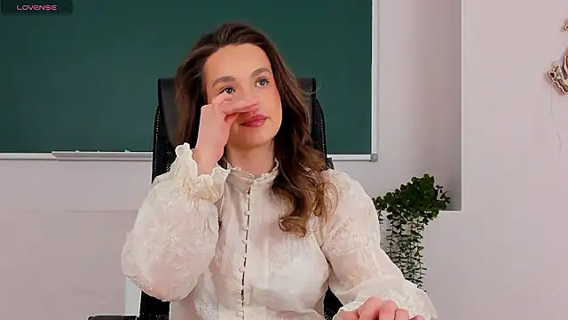 AlissaMilee online show from 03/28/26, 03:06