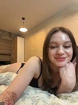 CarmenHill online show from 05/03/26, 06:36
