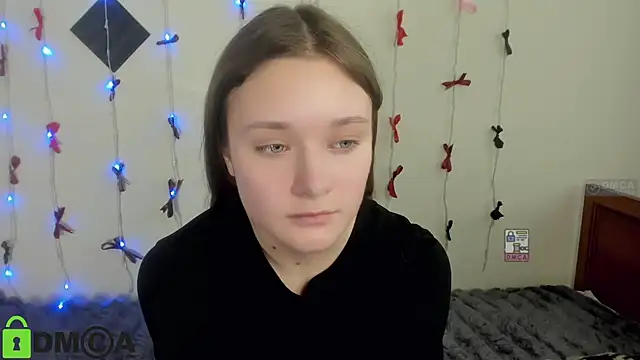 Snapshot of Elina_X chatting on 06/03/26, 02:55 Elina X online show from 06/03/26, 02:55