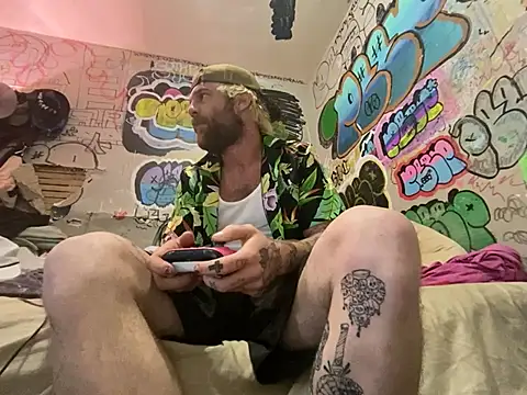 gothboiplzty online show from 06/05/26, 12:39